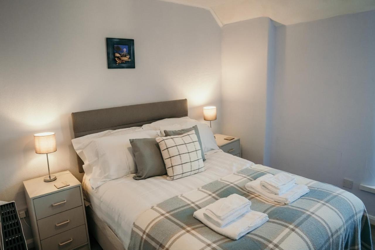 14 Burnett House By Prestige Properties Sa シースケール エクステリア 写真